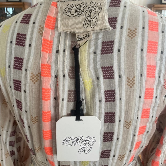 Very special brand new with tags ace and jig duster - Picture 3 of 11